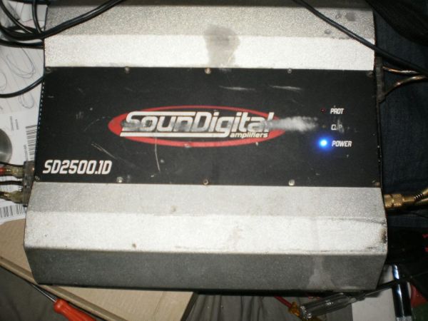 Soundigital Sd2500 Rms 2 ohms Funcionando 100%